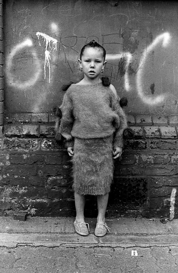 Travellers-Child-London-Fields-Hackney-E8-1987-copy.jpg