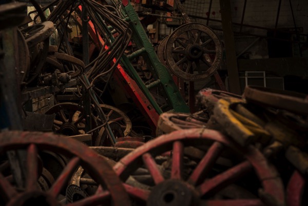 001_HILLER_BROS_©ANDREW_BAKER
