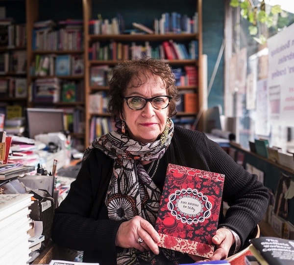 001_SPL_NEWHAM_BOOKSHOP_6th_APR_©_BAKER