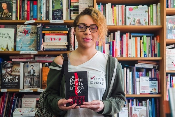 019_SPL_NEWHAM_BOOKSHOP_6th_APR_©_BAKER